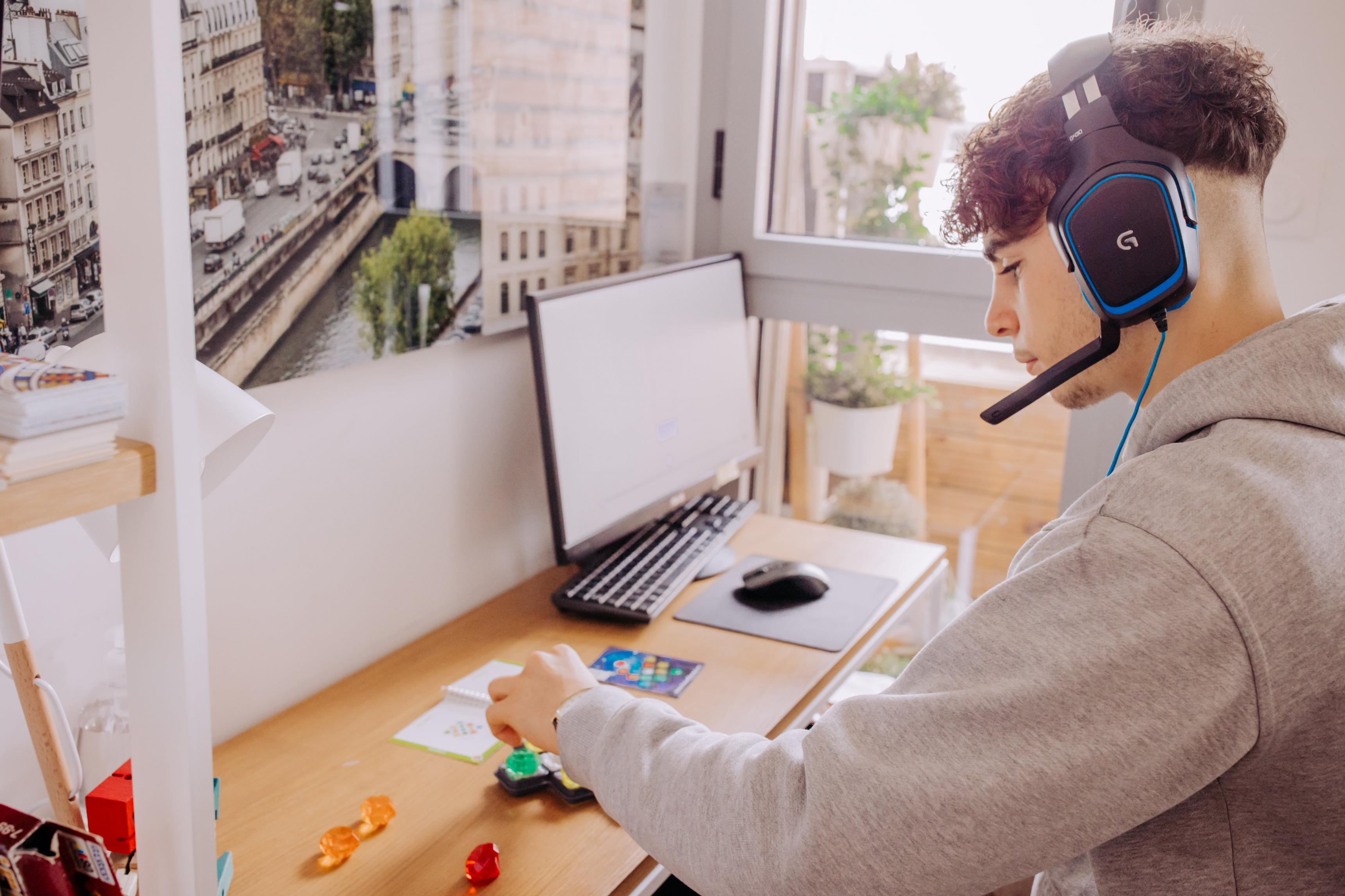 Utilisateur de iologo Image utilisateur de iologo